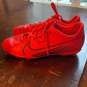 Nike kids cleats red and black size 4.5y